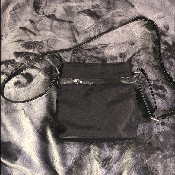 Black Roots purse - Picture 2 of 2